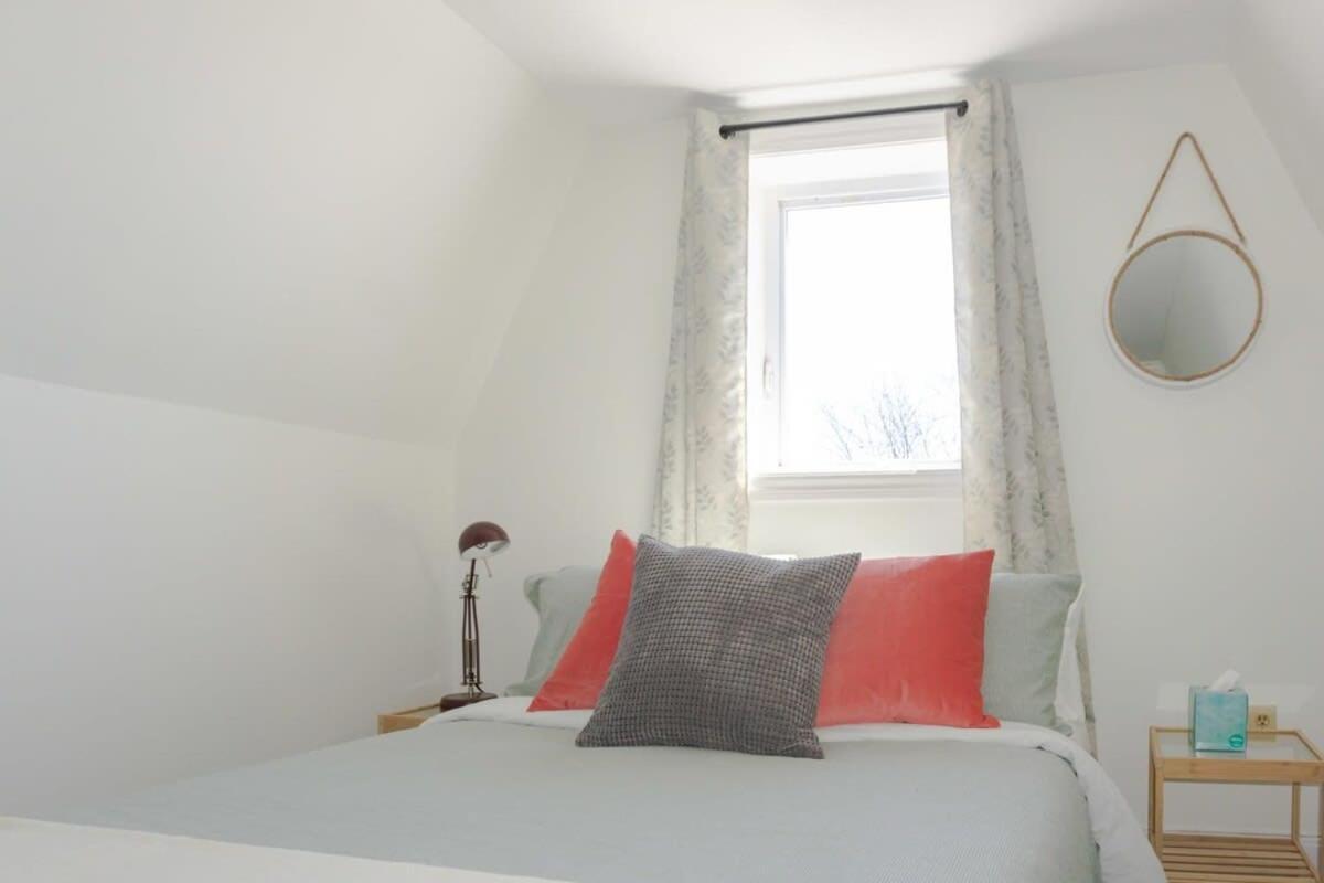 Amazing Location In Saint John 2 Bedroom Modern Parking New エクステリア 写真