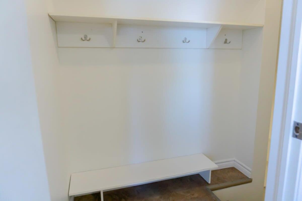Amazing Location In Saint John 2 Bedroom Modern Parking New エクステリア 写真