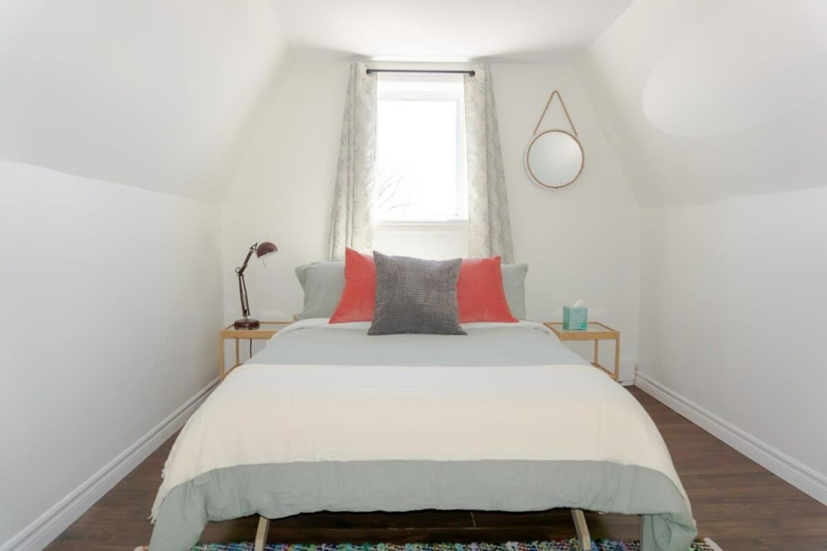 Amazing Location In Saint John 2 Bedroom Modern Parking New エクステリア 写真
